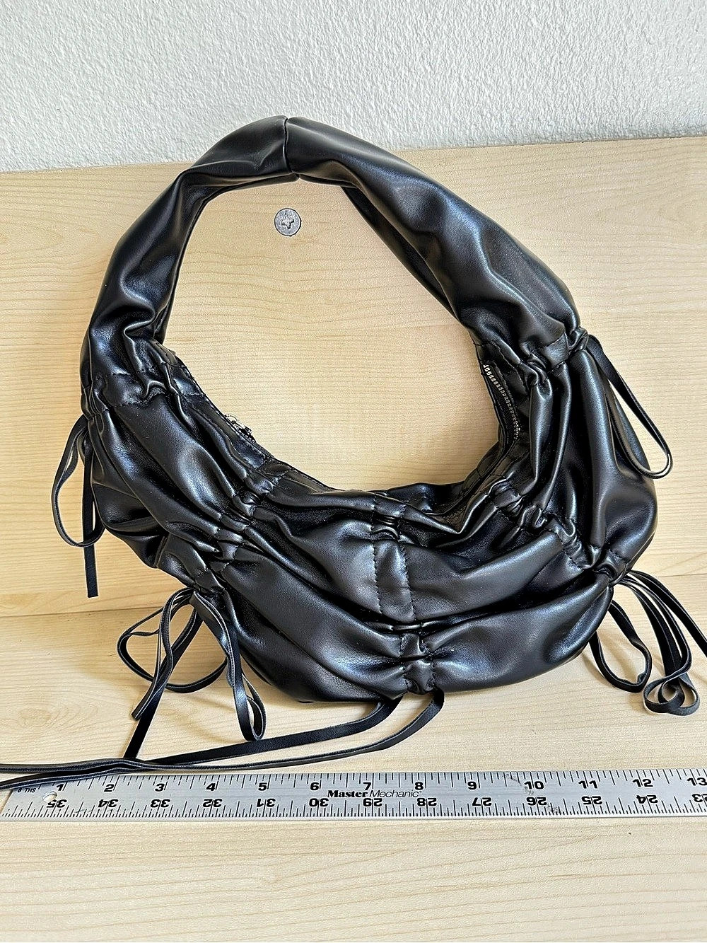 Black Ruched Shoulder Bag - Picture 2 of 6